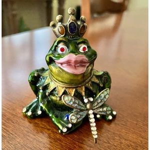 Frog Prince Charming Trinket Box by Lacombre